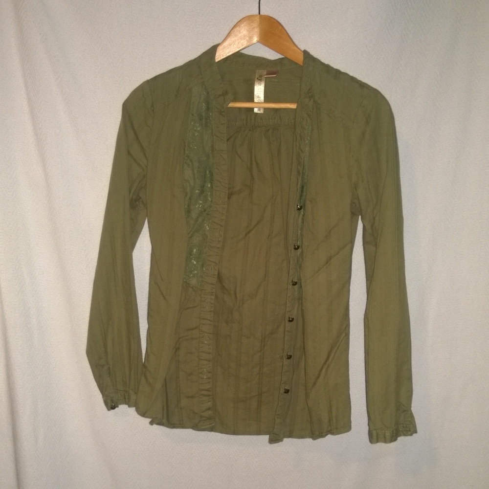 Green Top with Lace Detail